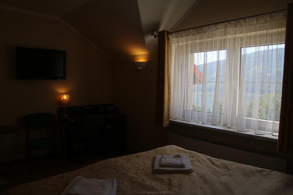 Willa Pod Skrzydlami Hotell Międzybrodzie Bialskie Exteriör bild